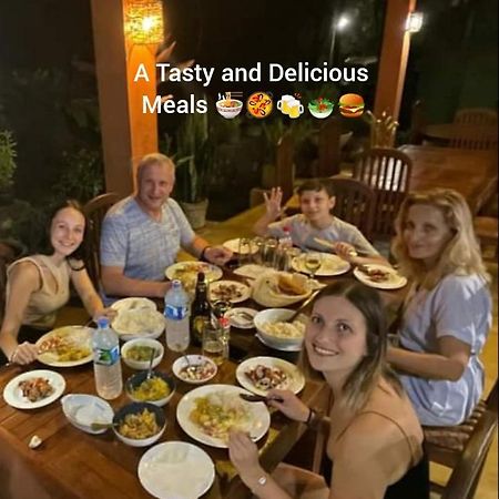 Oleena Home Stay ฮาบารานา ภายนอก รูปภาพ