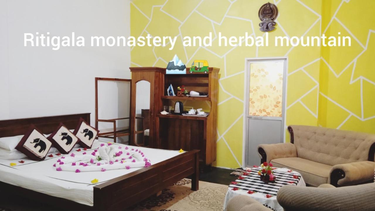 Oleena Home Stay ฮาบารานา ภายนอก รูปภาพ